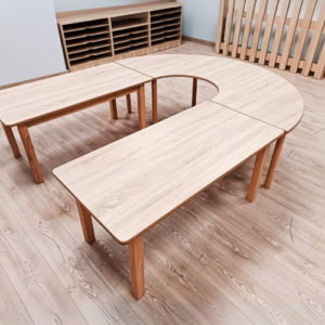 Montessori U Table